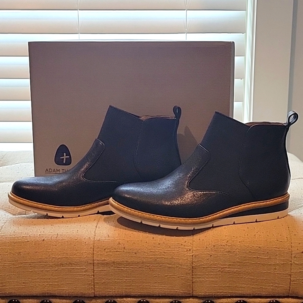 Adam Tucker ankle boots, size 6, black with tan detailing